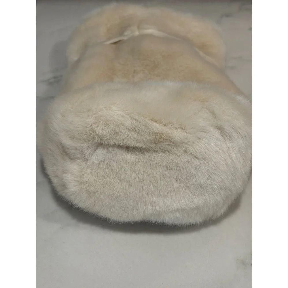 Pottery Barn Faux Fur Wine Bag Ivory Cream‎ Gift Wrap Satin Ribbon NWT